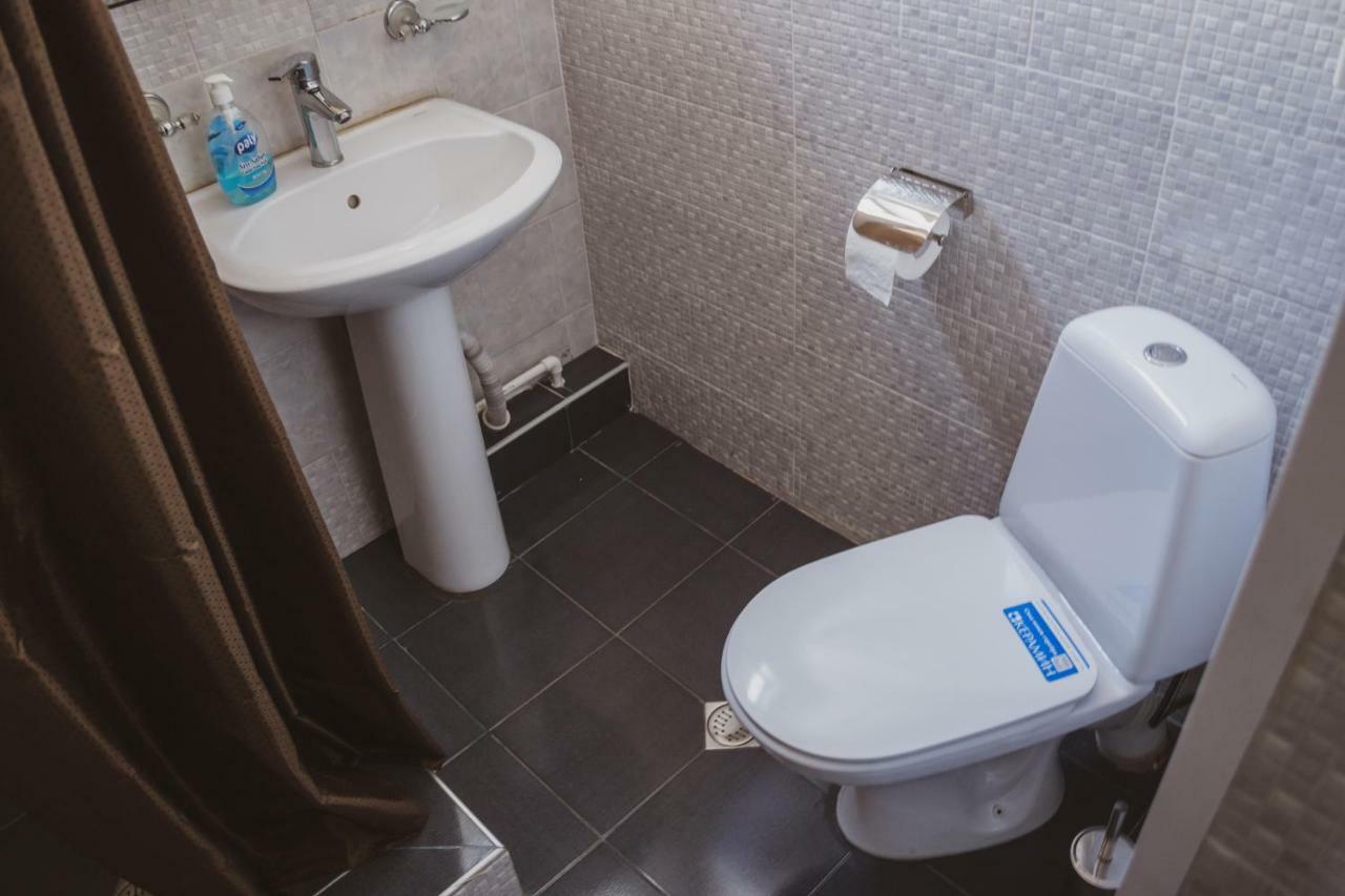 Guest House Kavtarashvili 38 Kazbegi Luaran gambar