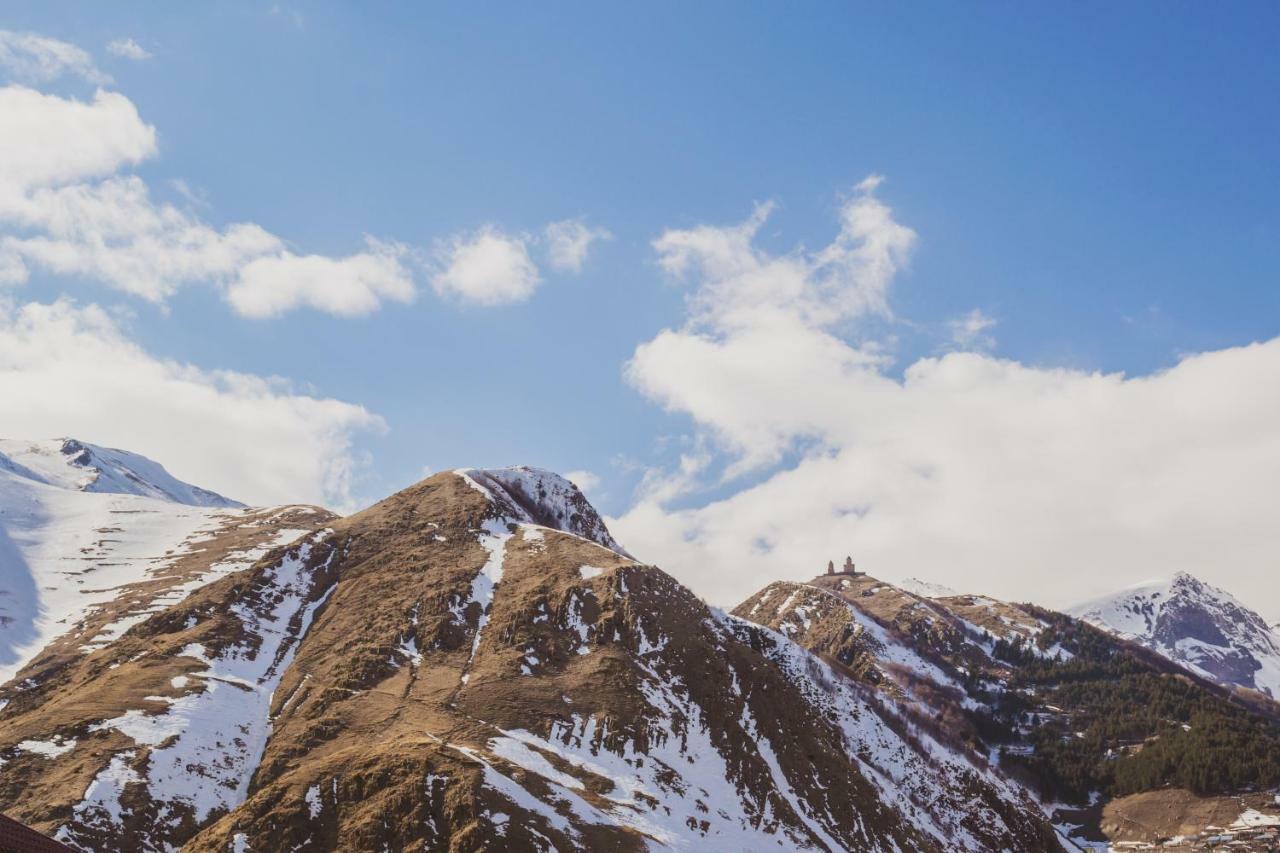 Guest House Kavtarashvili 38 Kazbegi Luaran gambar